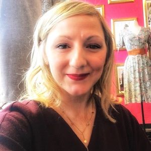 Meet your Posher, Cynthia